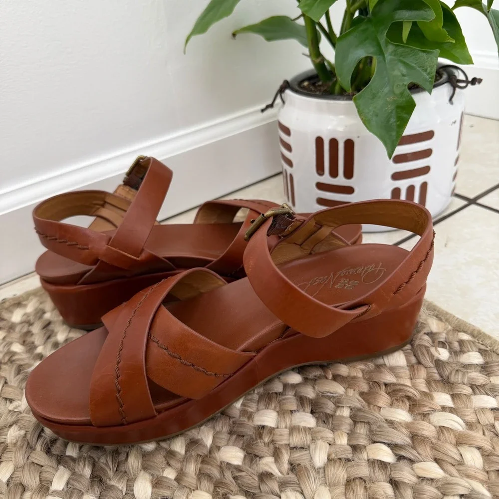 Patricia Nash Leila Women Boho Tan Leather Wedge Sandals 8.5M Sienna Brown